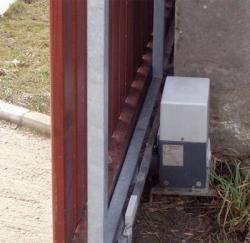 Ivan Nechaj, garážové dvere, brány, elektrické pohony, Spišská Nová Ves 