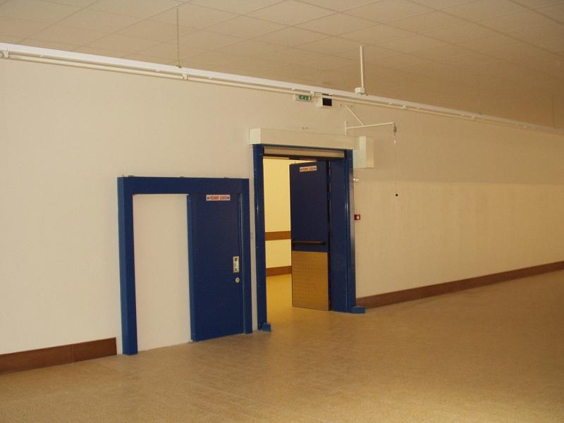 Rýchlobežné PVC brány_adves.jpg Rýchlobežné PVC brány_adves.jpg