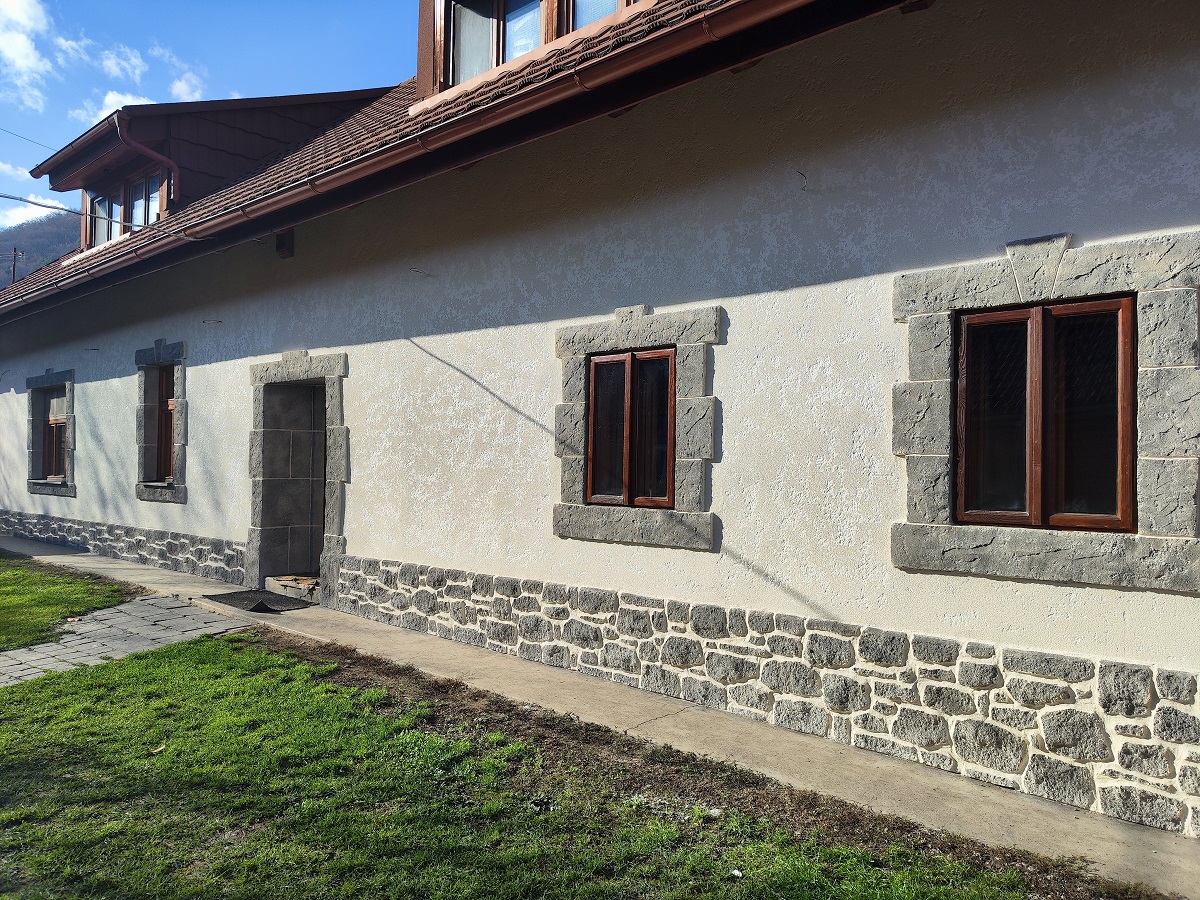 Decorative Stone Marek Ukrop - Muráň 