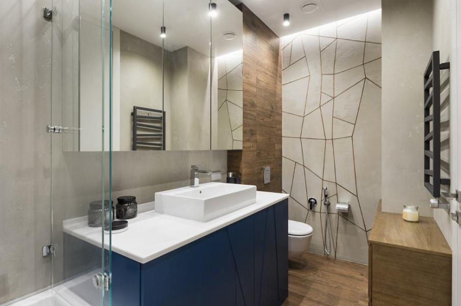 Moderné kúpeľne: veselé svetlé farby, lakonický dizajn, inovatívne riešenia