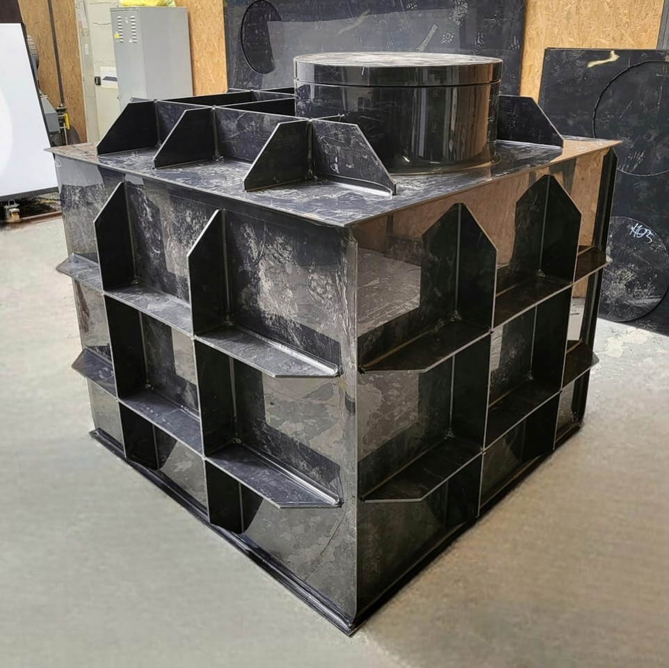 VODOMERNÁ ŠACHTA /Šachta na vŕtanú studňu