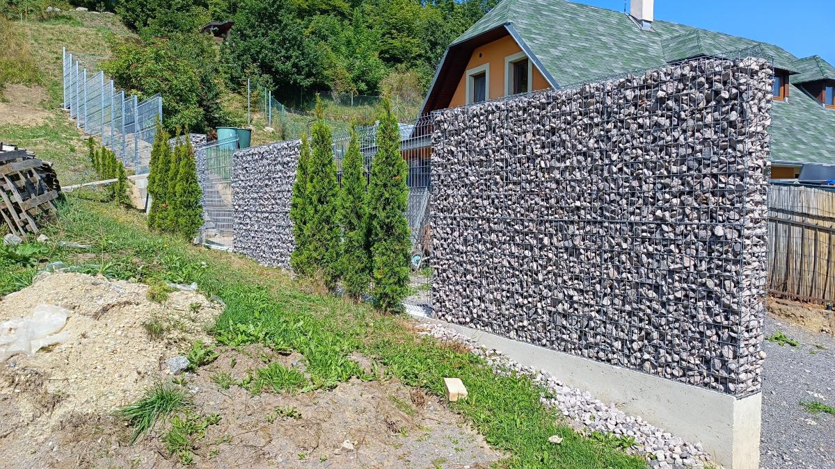 Gabiónový plot Bánska Štiavnica, VEMA PRO