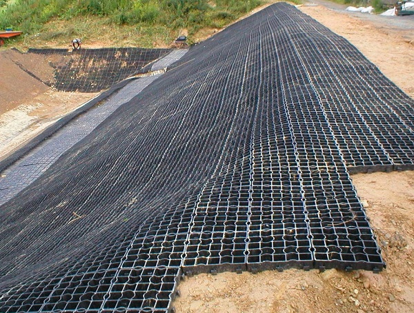 Použitie geomriežky v stavebníctve